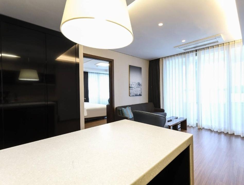 Haeundae Wide Ocean View & Residence Busan Exterior foto
