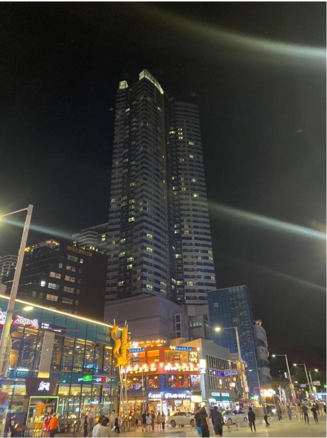 Haeundae Wide Ocean View & Residence Busan Exterior foto