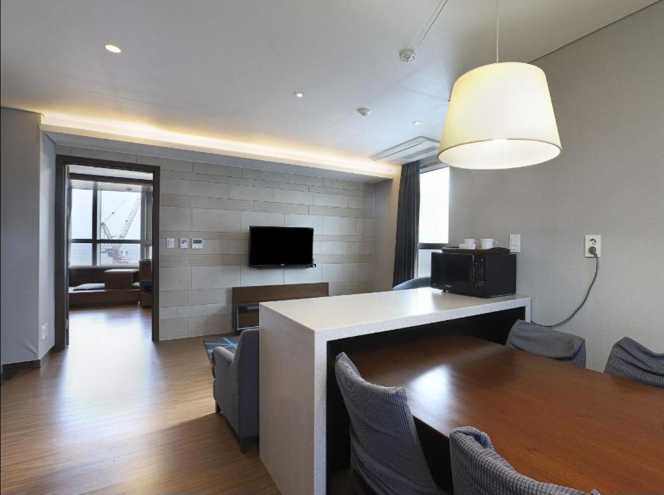 Haeundae Wide Ocean View & Residence Busan Exterior foto
